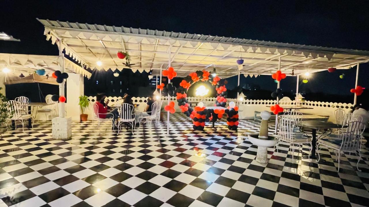 Hotel Tree Of Heaven Udaipur Exterior photo