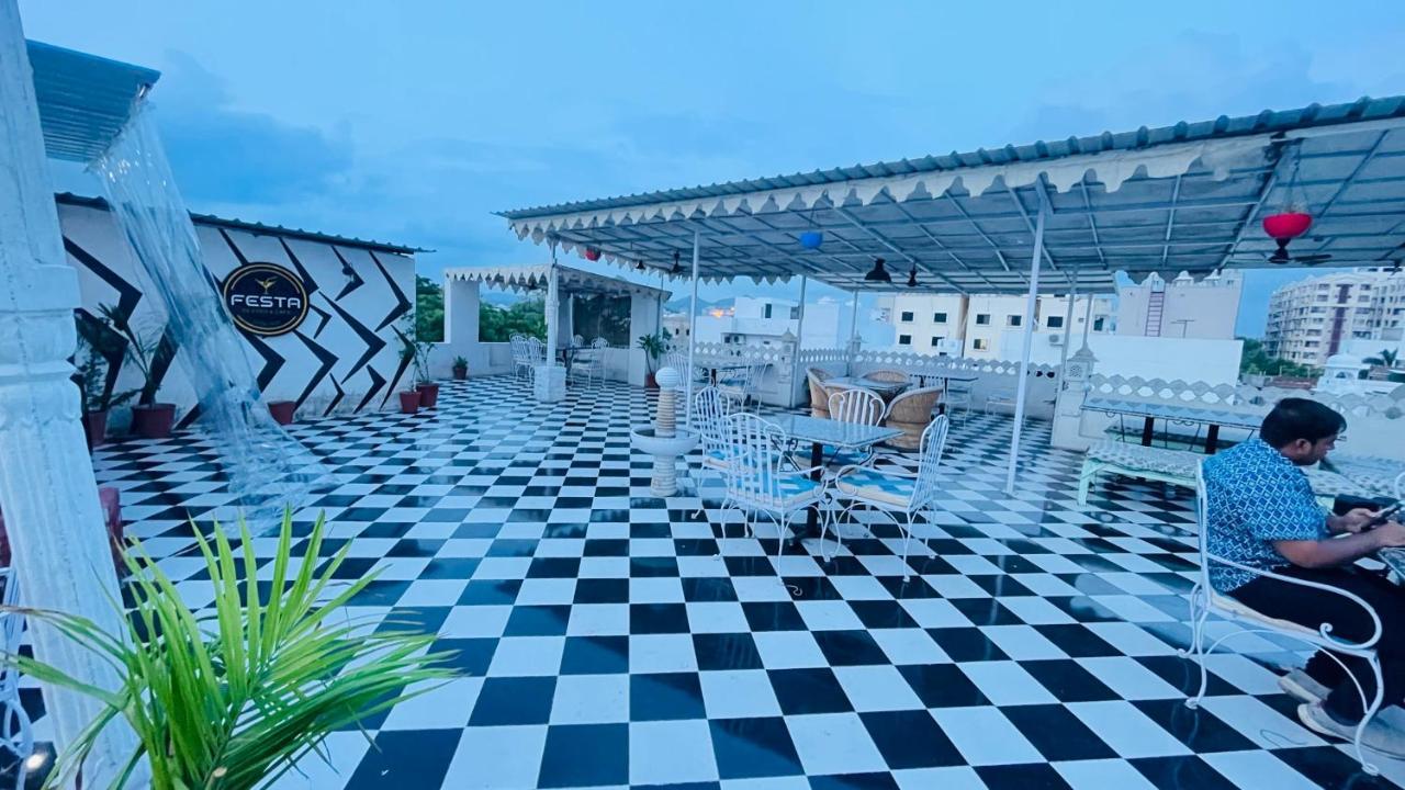 Hotel Tree Of Heaven Udaipur Exterior photo