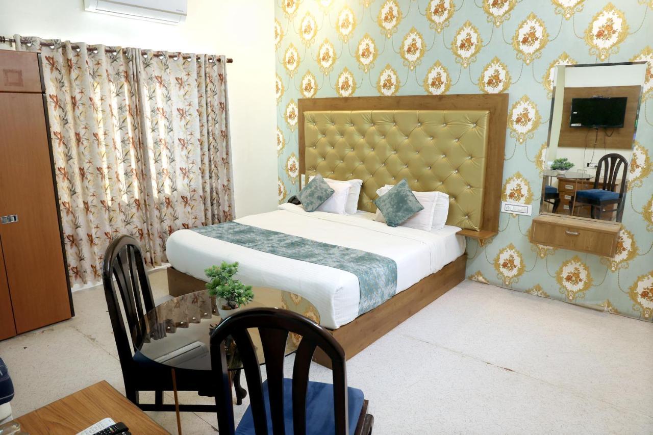 Hotel Tree Of Heaven Udaipur Exterior photo